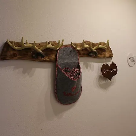 Alpinjuwel In * هيباخ