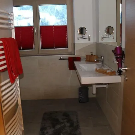 アパート Alpinjuwel In ヒパッハ